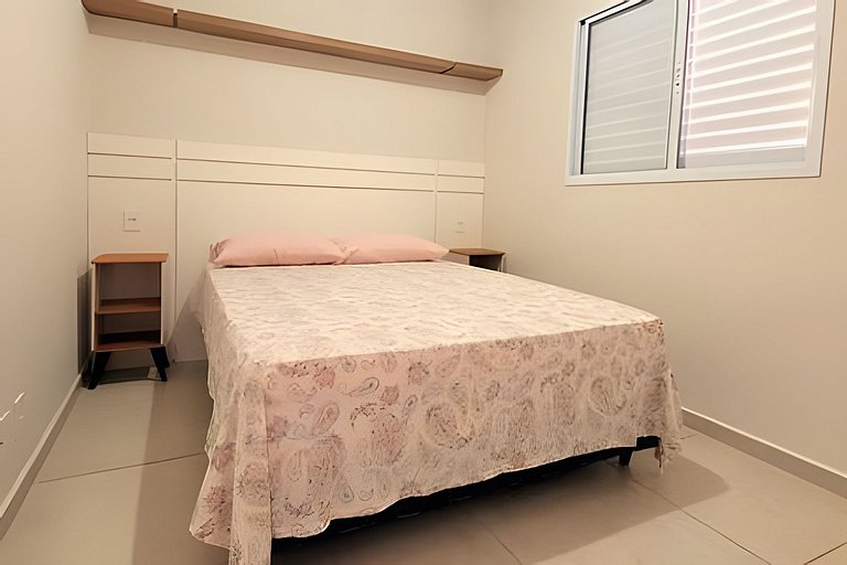 Apê 5/304 - Vista para Serra em Condomínio Fechado