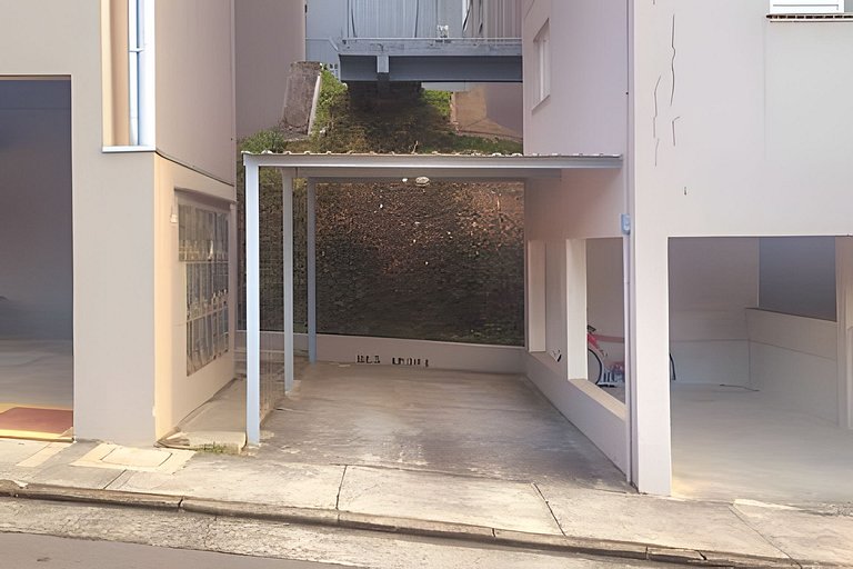 Apê 5/304 - Vista para Serra em Condomínio Fechado