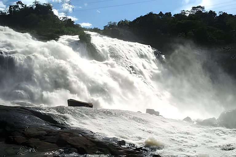 Apê Área Central c/ Churrasqueira, Varanda e Suíte