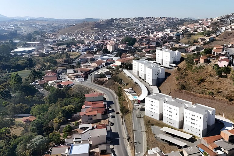 Apê 6/11 -Térreo Aconchegante, Condomínio c/ Vista