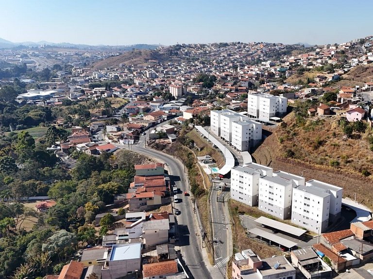 Apê 5/304 - Vista para Serra em Condomínio Fechado