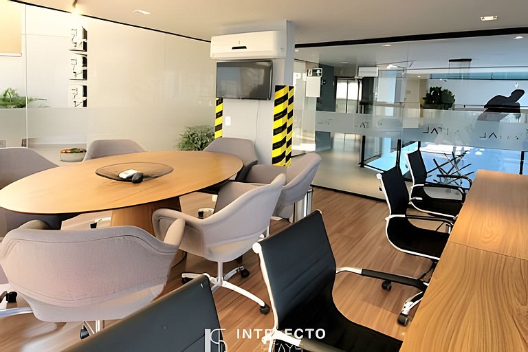 Ap 414 • Central, Piscina, Academia, Ar Cond.