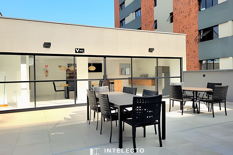 Ap 401 • Central, Piscina, Academia, Ar Cond.