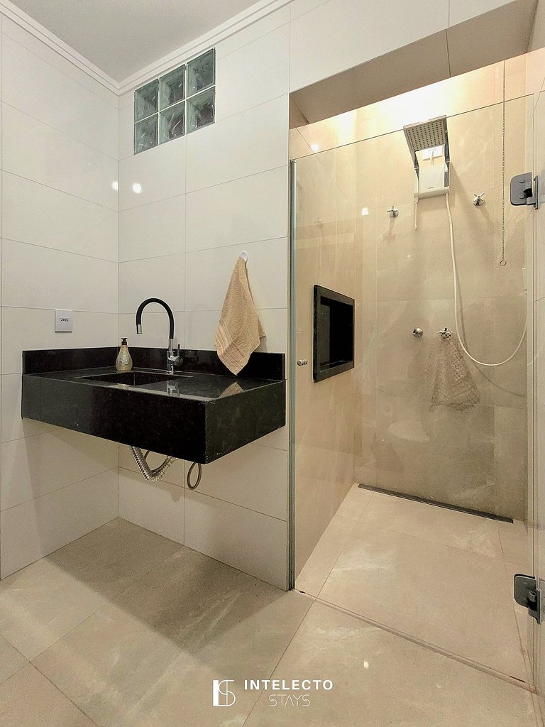 Casa - Centro Px Matriz c/ Churrasqueira, 2 Suítes