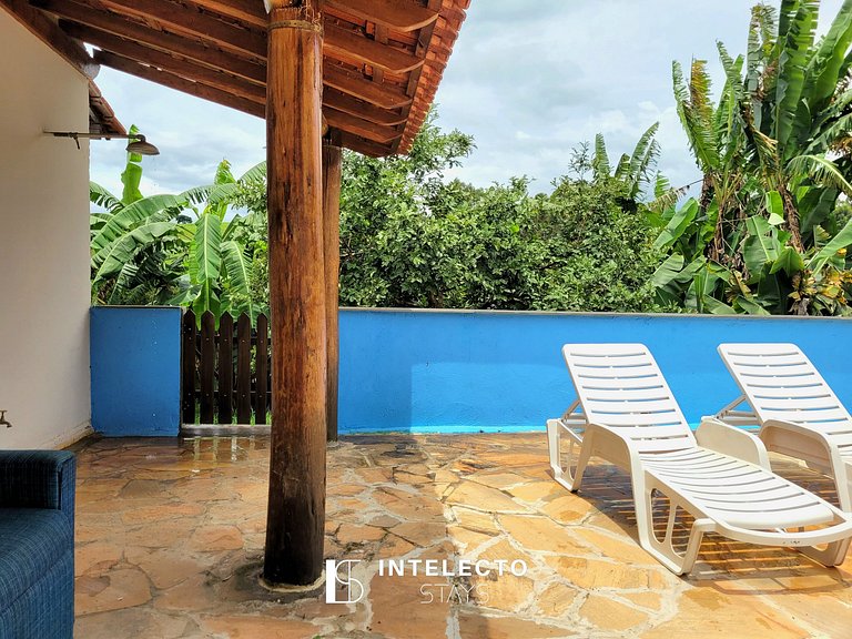 Sítio c/ Piscina, Churrasqueira e Sala de Jogos