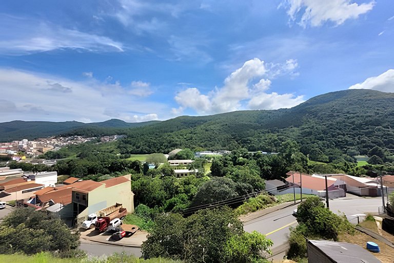 Apê 3/01 - Conforto com Vista da Serra em Poços