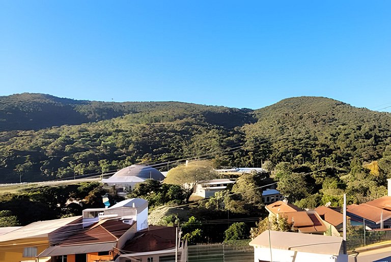 Apê 3/103 - Vista da Serra em Condomínio Fechado