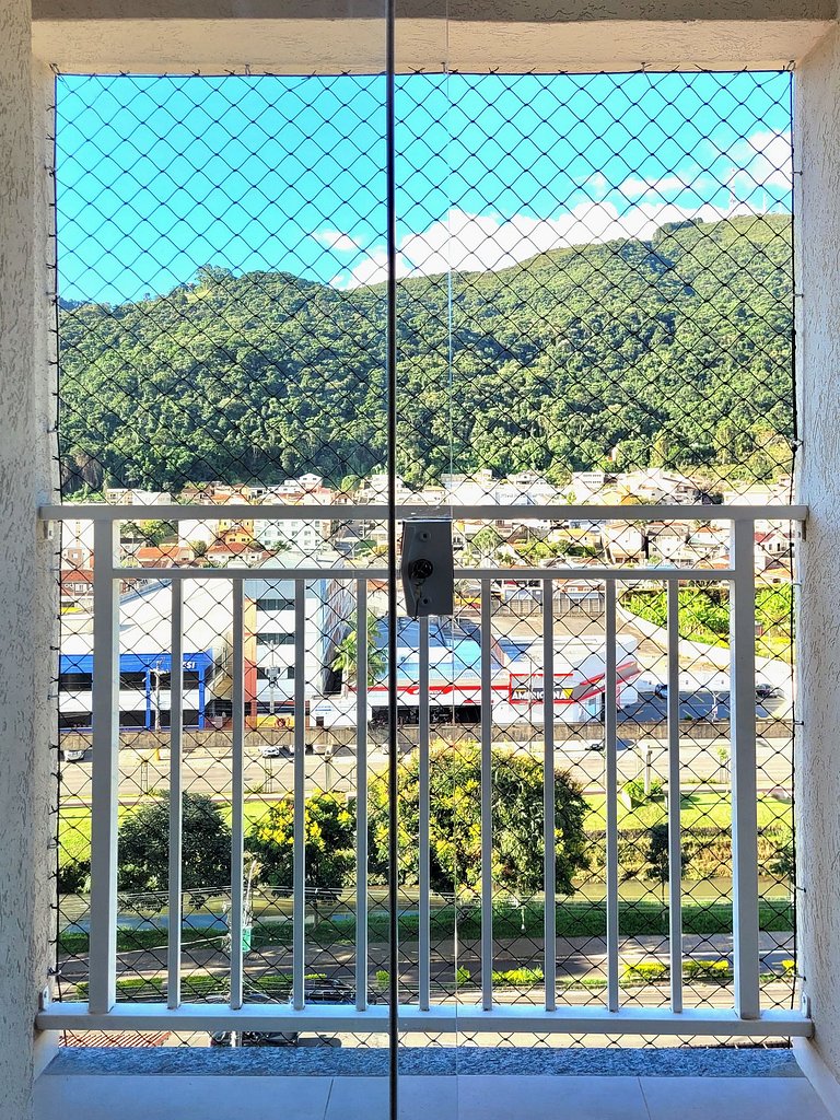 Ap 32 - Lindo e vista incrível c/ varanda