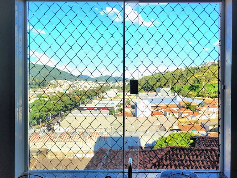 Ap 32 - Lindo e vista incrível c/ varanda