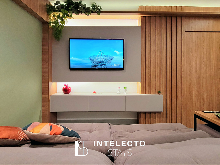 Apê Área Central, lindo, com varanda e 2 qtos