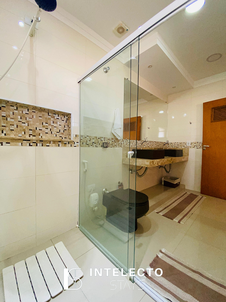 Vista Top - Casa prox centro 3Qts c/ churrasqueira