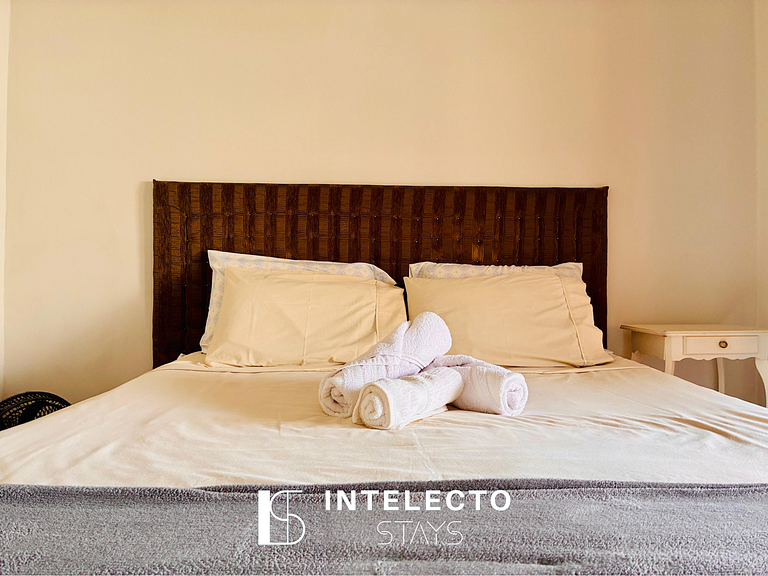 Vista Top - Casa prox centro 3Qts c/ churrasqueira