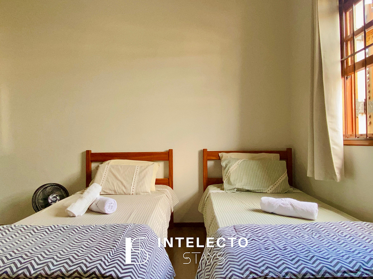 Vista Top - Casa prox centro 3Qts c/ churrasqueira