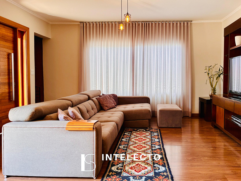 Vista Top - Casa prox centro 3Qts c/ churrasqueira