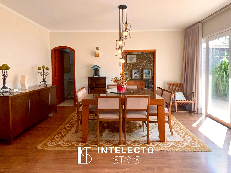 Vista Top - Casa prox centro 3Qts c/ churrasqueira