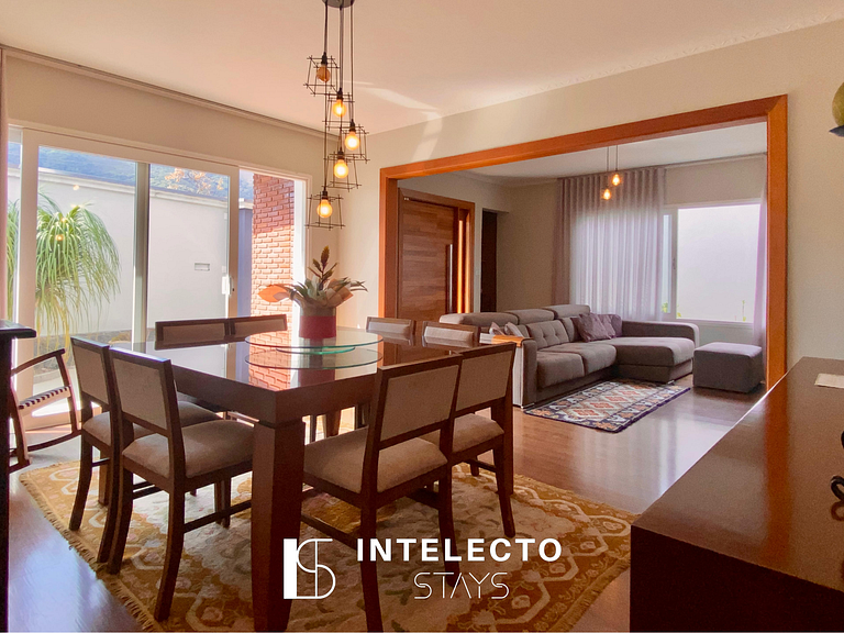 Vista Top - Casa prox centro 3Qts c/ churrasqueira