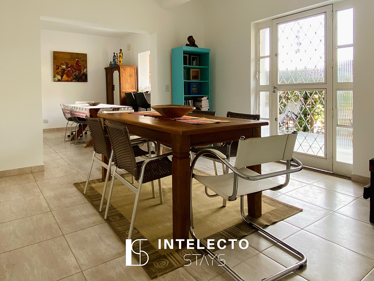 Vista Top - Casa prox centro 3Qts c/ churrasqueira