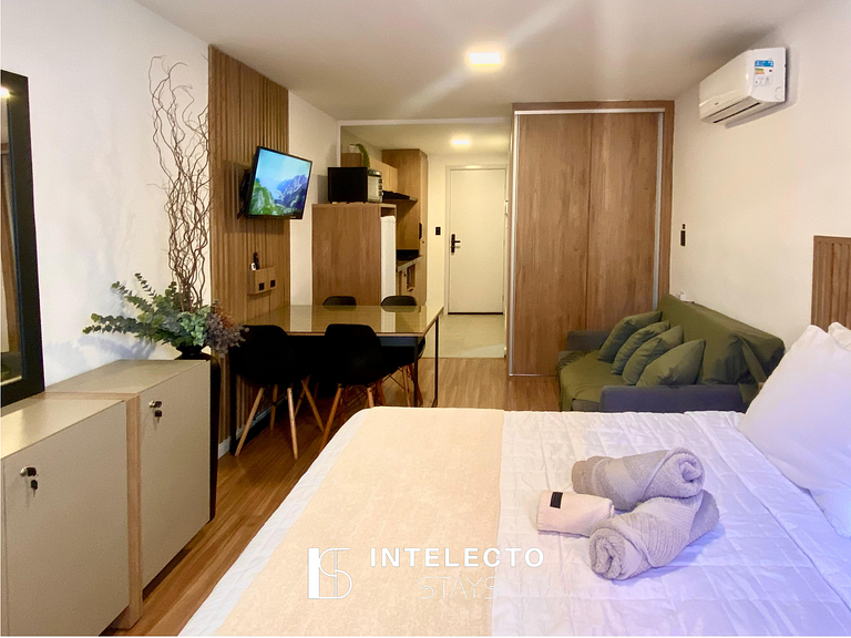 Ap 404 • Central, Piscina, Academia, Ar Cond.