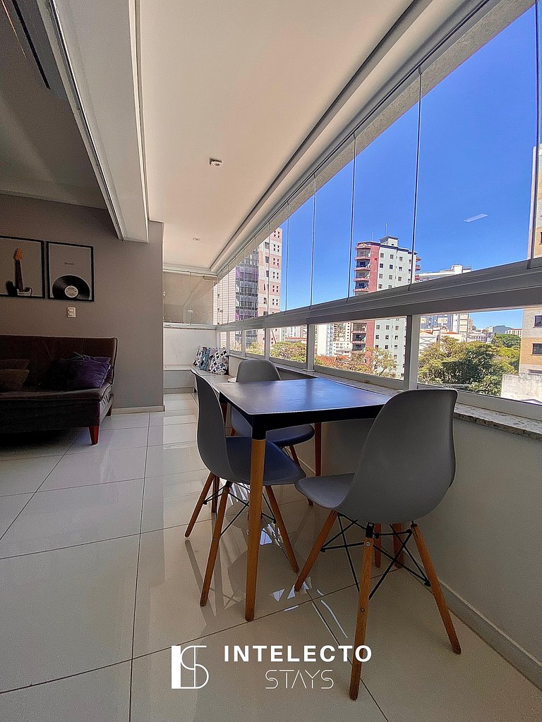 Living 403 •Central, Vista Top e super confortável