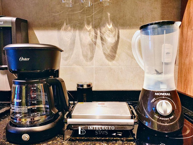 Ap 414 • Central, Piscina, Academia, Ar Cond.