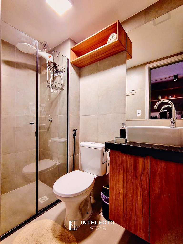 Ap 414 • Central, Piscina, Academia, Ar Cond.