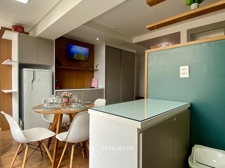 Living 403 •Central, Vista Top e super confortável