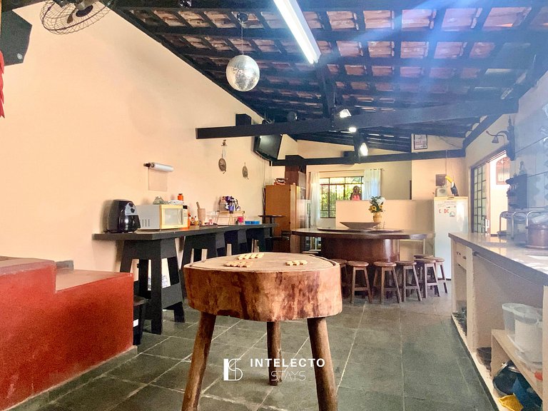 Chácara c/ Piscina, Churrasqueira com vista linda