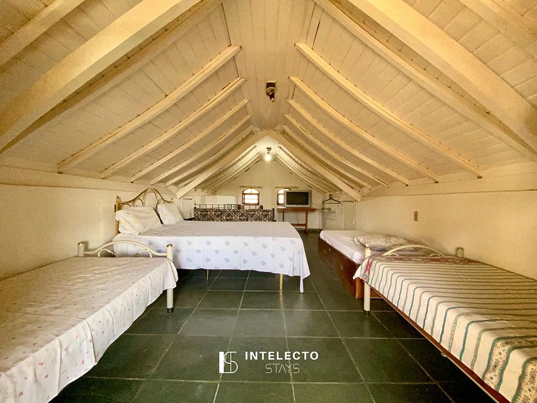 Chácara c/ Piscina, Churrasqueira com vista linda