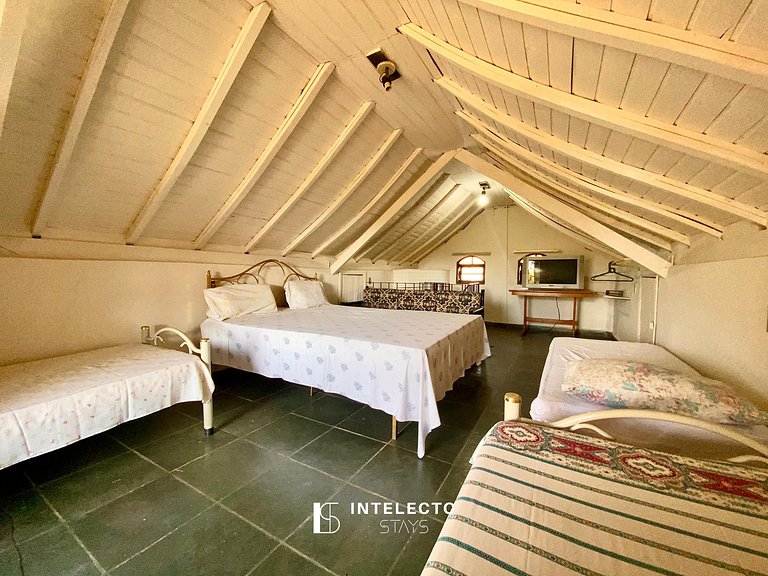 Chácara c/ Piscina, Churrasqueira com vista linda