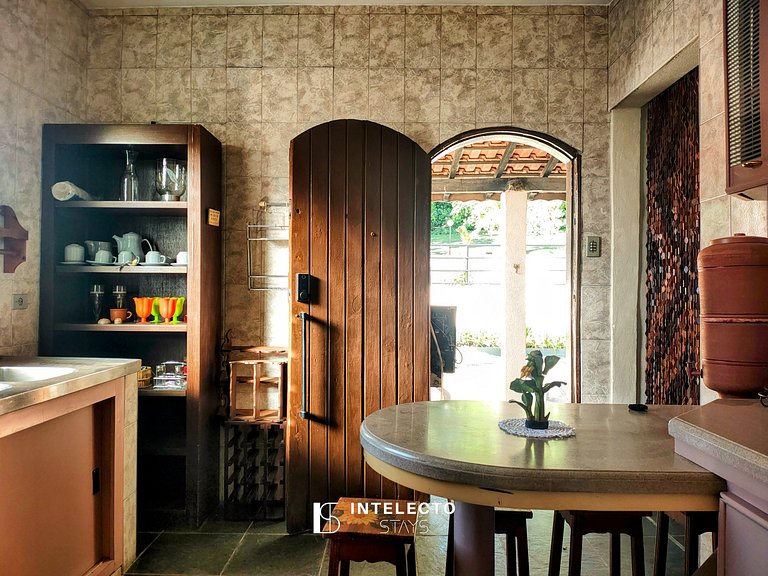 Chácara c/ Piscina, Churrasqueira com vista linda