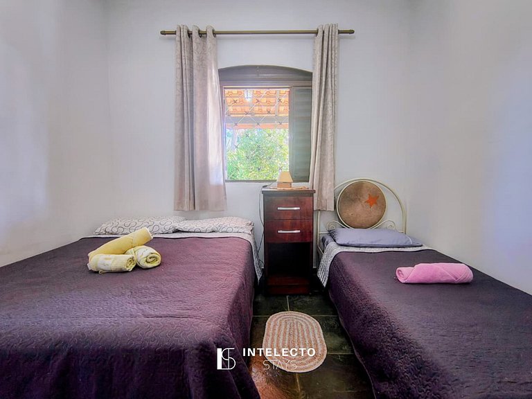 Chácara c/ Piscina, Churrasqueira com vista linda