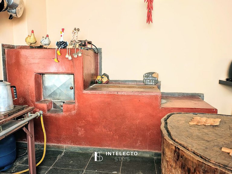 Chácara c/ Piscina, Churrasqueira com vista linda