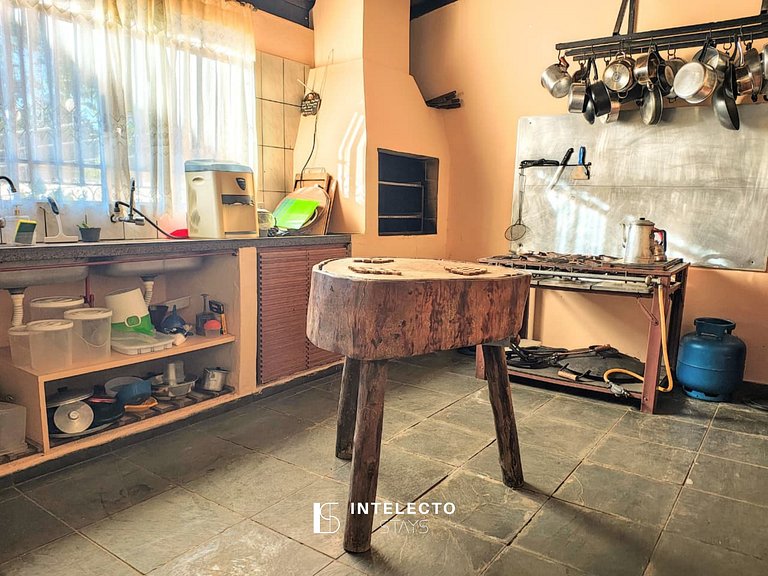 Chácara c/ Piscina, Churrasqueira com vista linda