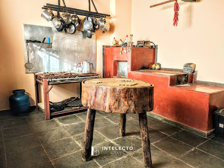 Chácara c/ Piscina, Churrasqueira com vista linda