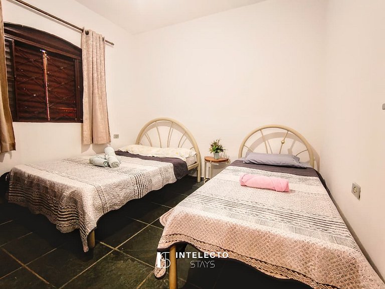 Chácara c/ Piscina, Churrasqueira com vista linda