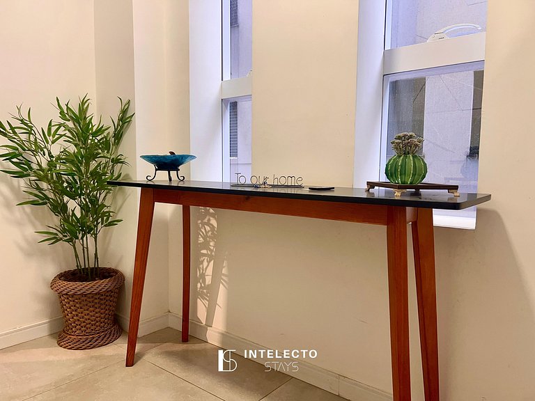 Living 403 •Central, Vista Top e super confortável