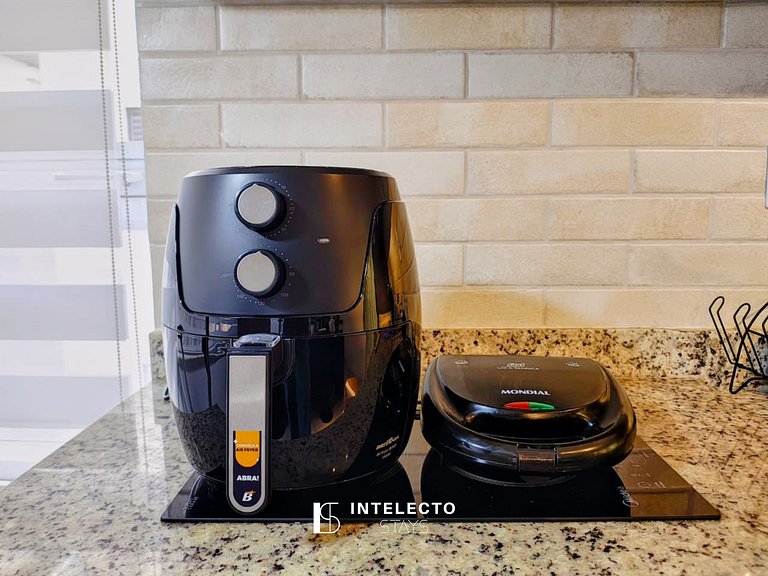 Living 403 •Central, Vista Top e super confortável