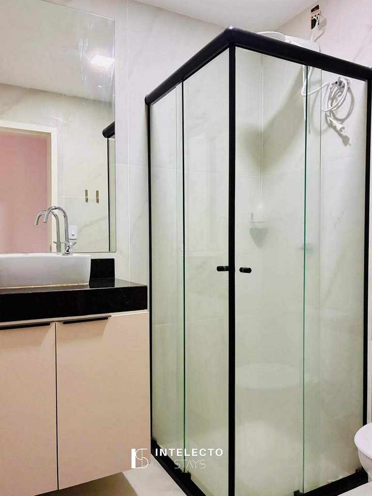 Ap22-Espaçoso,03qts,jacuzzi e churrasqueira,vista