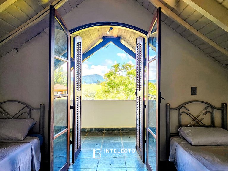 Chácara c/ Piscina, Churrasqueira com vista linda