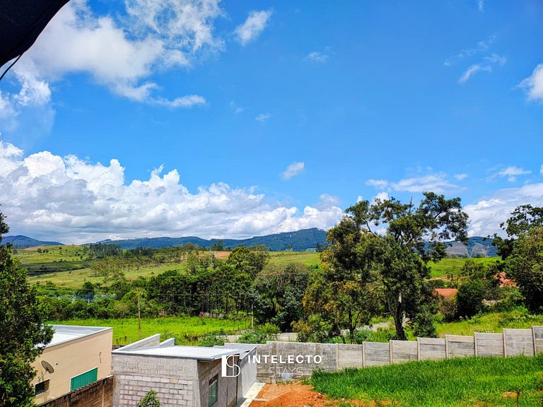 Chácara c/ Piscina, Churrasqueira com vista linda