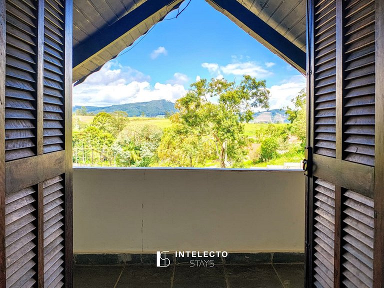 Chácara c/ Piscina, Churrasqueira com vista linda