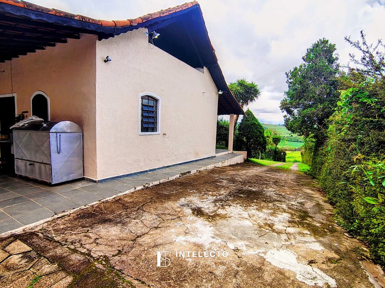 Chácara c/ Piscina, Churrasqueira com vista linda
