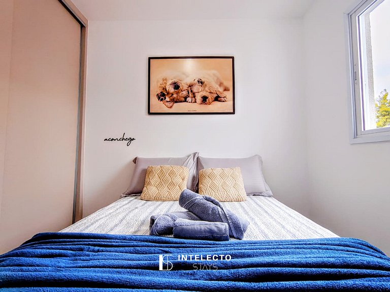 Apê c/Piscina, varanda com Churrasq/prox PUC