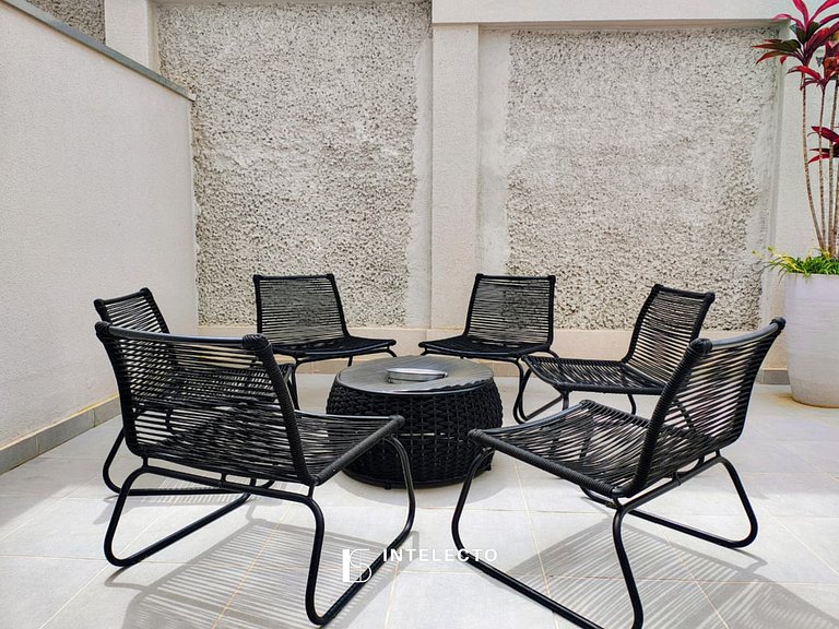 Apê c/Piscina, varanda com Churrasq/prox PUC