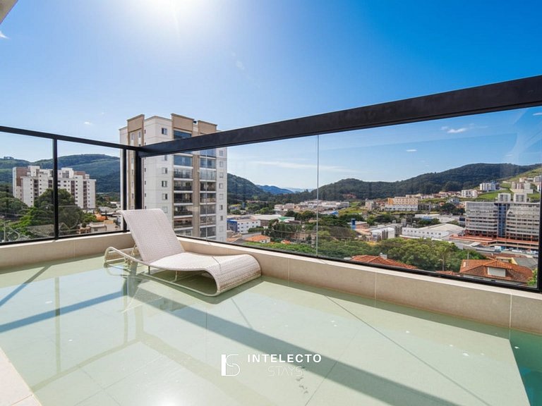 Apê c/Piscina, varanda com Churrasq/prox PUC