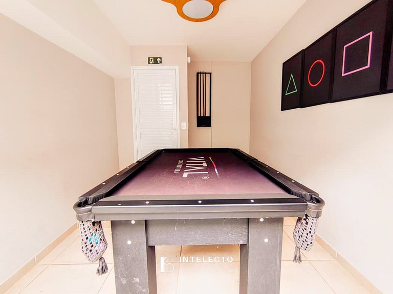 Apê c/Piscina, varanda com Churrasq/prox PUC