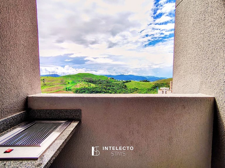 Apê c/Piscina, varanda com Churrasq/prox do Centro