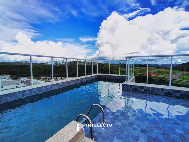 Apê c/Piscina, varanda com Churrasq/prox do Centro