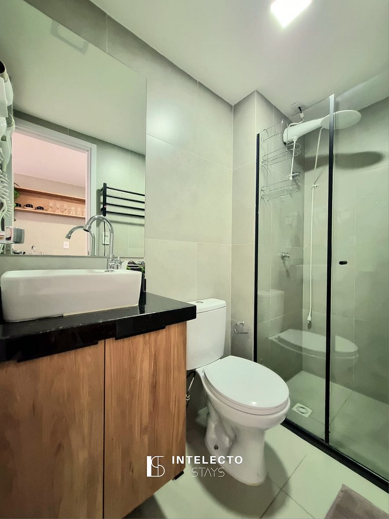 Ap 309• Central, Piscina, Acad, Ar Cond. Jacuzzi