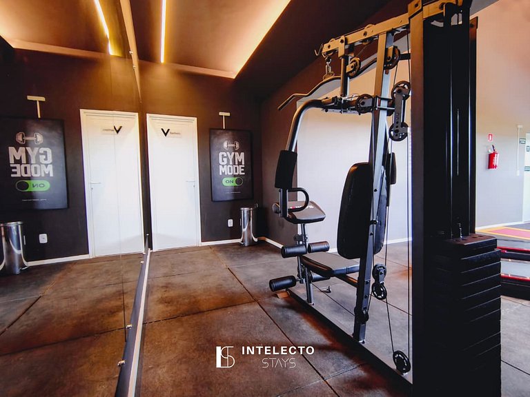 Apê c/Piscina, varanda com Churrasq/prox do Centro